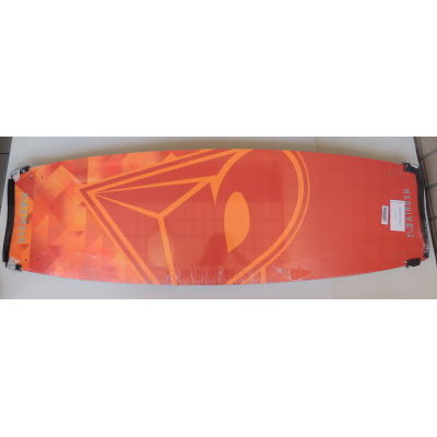 Airush 2016 Apex 138x42 kiteboard complete