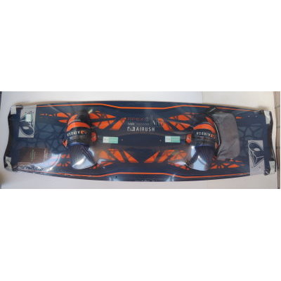 Airush 2017 Apex 140x43 kiteboard complete